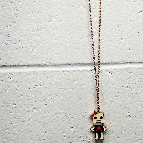 New Secret Stash Female Robot Necklace. - Picture 3 of 15